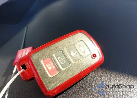 2017 Toyota Rav4 Platinum из США, поврежденный, VIN 2T3DFREV9HW666340